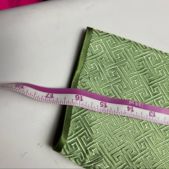 Vintage Silk Jacquard Cheongsam/Qipao Dress - Picture 6 of 8